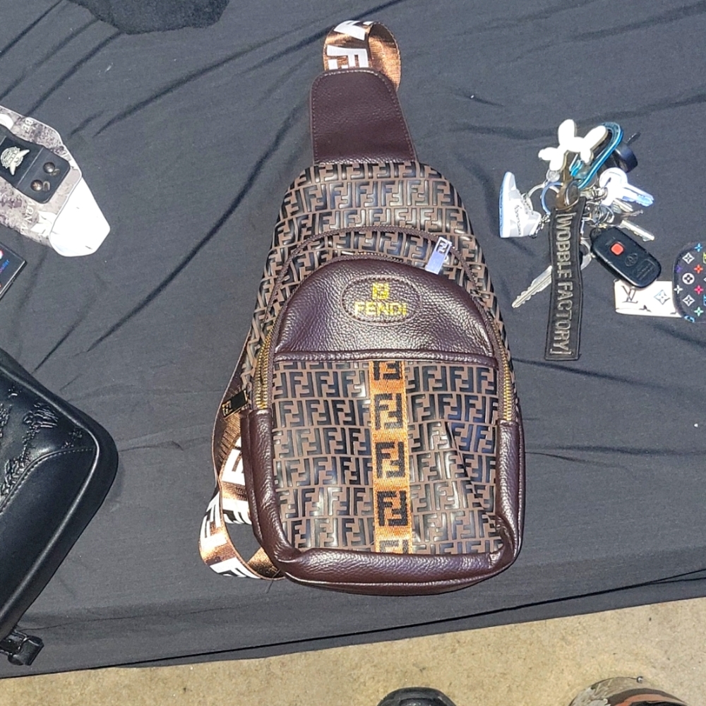 Sling bag